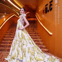 Nindy memakai gaun rancangan Didi Budiardjo di event IFA 2019 (Dok. Nindy)