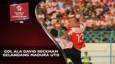 Gelandang Madura United, Dane Milovanovic mencetak gol indah dari tengah lapangan seperti David Beckham