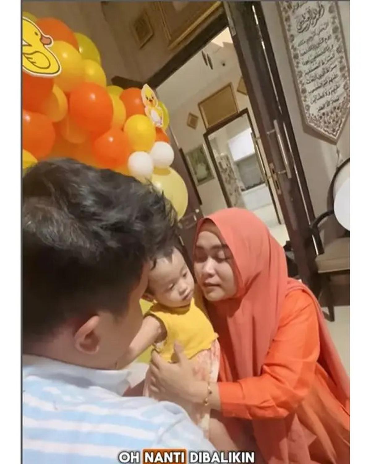 6 Potret Ultah ke-2 Sumehra Keponakan Ayu Ting Ting, Ungkap Rindu Sang Adik