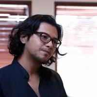 Demi bermain dalam film terbarunya, Labuan Hati, Raymon Y Tungka rela menurunkan berat badannya. Raymon diminta oleh sutradara Lola Amaria untuk menurunkan berat badannya. (Nurwahyunan/Bintang.com)