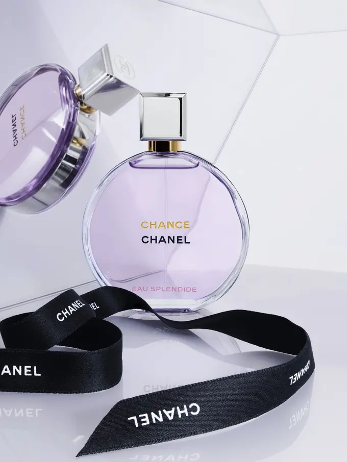 Untuk Si Ceria, Rekomendasi Parfum Segar dengan Perpaduan Bunga & Buah dari CHANEL!