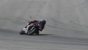Jorge Martin Raih Pole, Aprilia Sapu Baris Depan di Kualifikasi MotoGP Belanda 2026