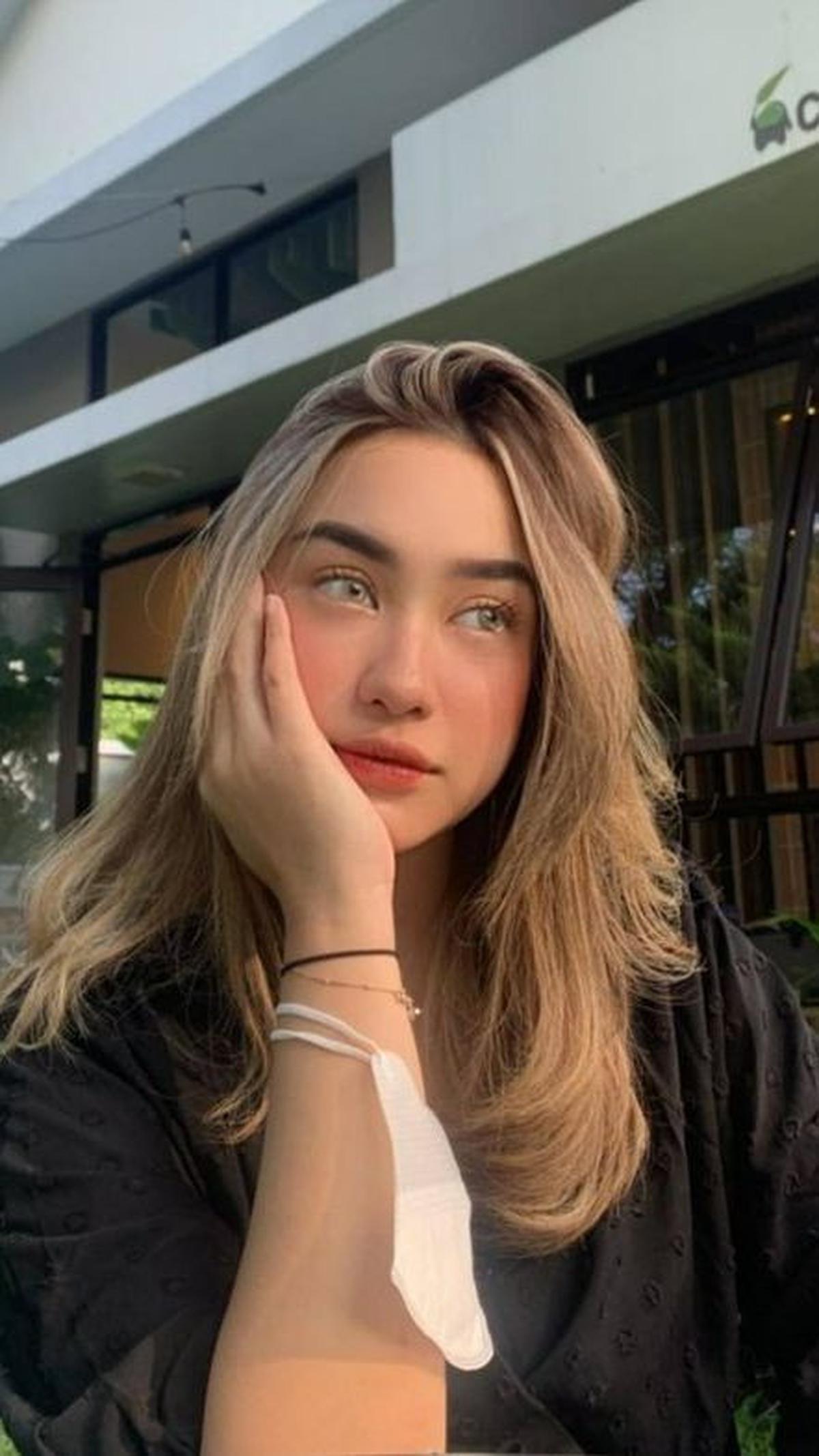 Ratna Kaidah Sarati adalah putri bungsu Adi Bing Slamet dan Nurjanah