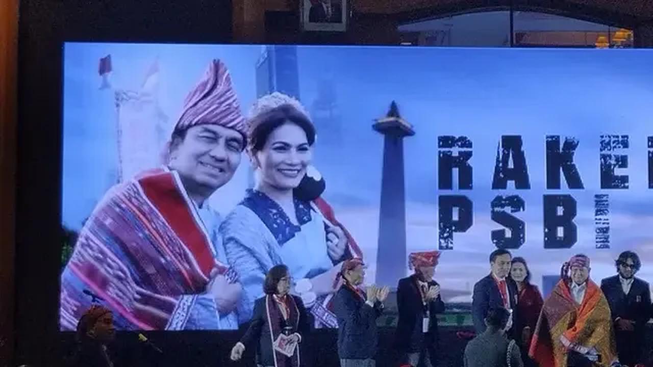 Lebih lanjut, mantan Danjen Kopassus itu menyebut, kehadirannya dalam forum milik PSBI merupakan bagian dari hubungan emosionalnya dengan marga Simbolon.