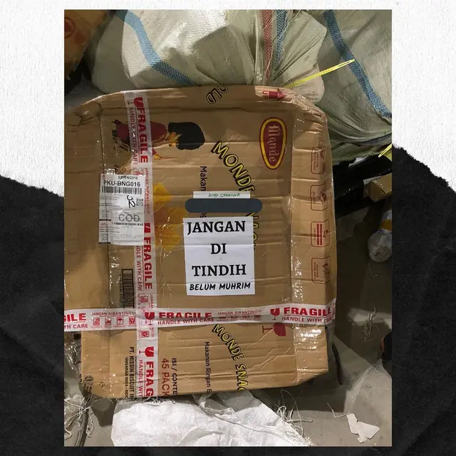 10 Tulisan Imbauan di Paket Ini Kocak Sekaligus Bikin Geleng Kepala