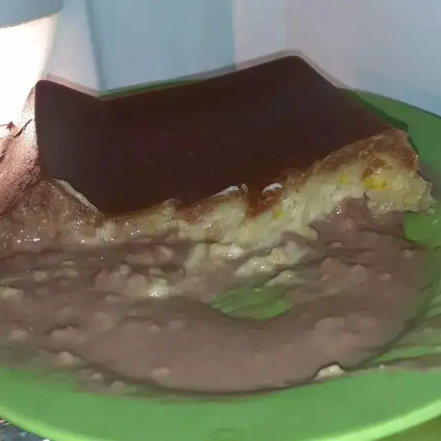 6 Potret Kue Bolu Gagal Ini Bikin Elus Dada, Enggak Bisa Jadi Takjil Berbuka