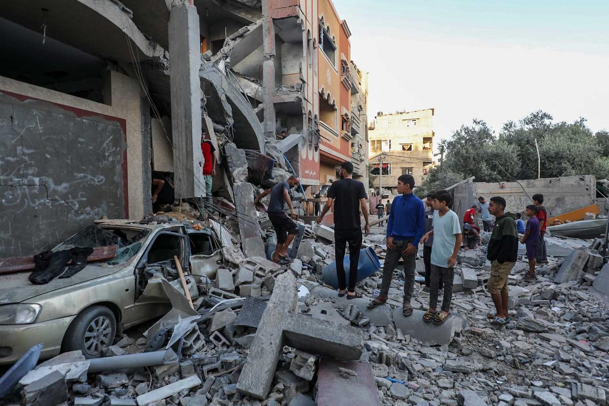 FOTO: Serangan Udara Israel di Gaza Tewaskan 85 Orang, Dunia Serukan Gencatan Senjata