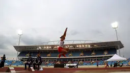 Maria Londa, atlet asal Bali berusia 31 tahun ini hanya mampu melompat sejauh 6,18 meter dalam final nomor lompat jauh putri. (Bola.com/Ikhwan Yanuar)