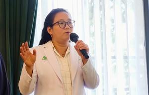 Dokter spesialis bedah anak, Karmile, dari RS Pondok Indah-Pondok Indah menyampaikan bahwa kekhawatiran ini wajar lantaran area operasi dekat dengan saluran sperma, Jakarta (18/12/2025). Foto: Liputan6.com/Ade Nasihudin.