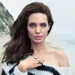 Angelina Jolie (Pinterest)