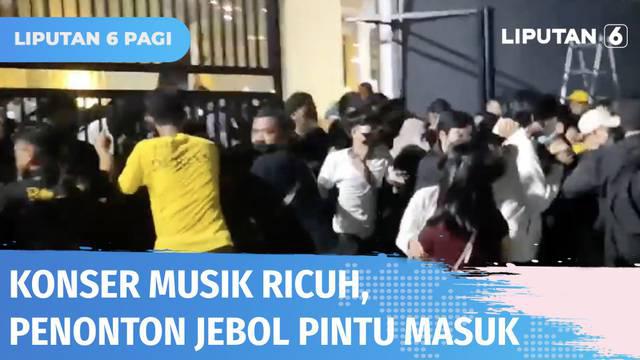 Sejumlah penonton pertunjukan musik yang digelar di Kawasan Merr, Surabaya, berlangsung ricuh. Ratusan penonton yang didominasi usia muda berupaya masuk dengan menjebol pintu gerbang. Akibat saling dorong, sejumlah penonton terluka.