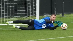 Calon kiper Timnas Indonesia, Maarten Paes terpilih untuk menjadi salah satu pemain dari MLS All-Stars. Tim tersebut rencananya akan berlaga melawan Liga MX All-Stars, alias para pemain bintang dari Meksiko. (AFP/Jason Mowry)