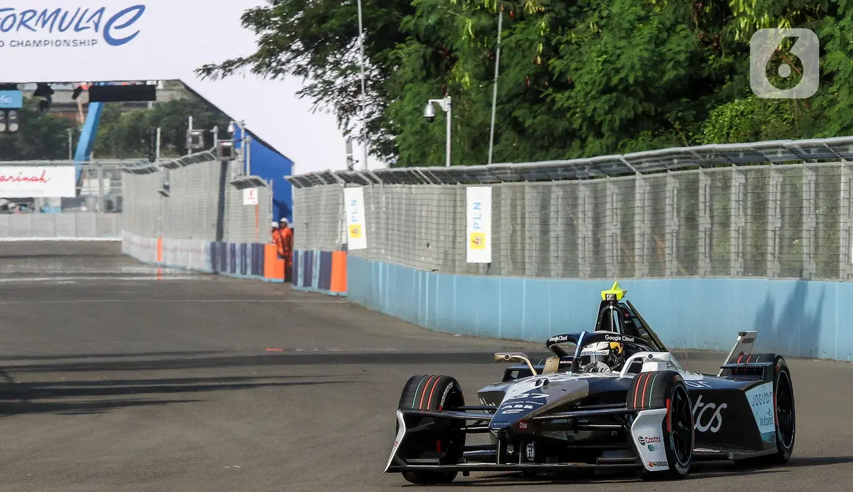 Formula E 2025 dipastikan hadir lebih istimewa dengan diperkenalkannya mobil Gen3 Evo. (Liputan6.com/Herman Zakharia)