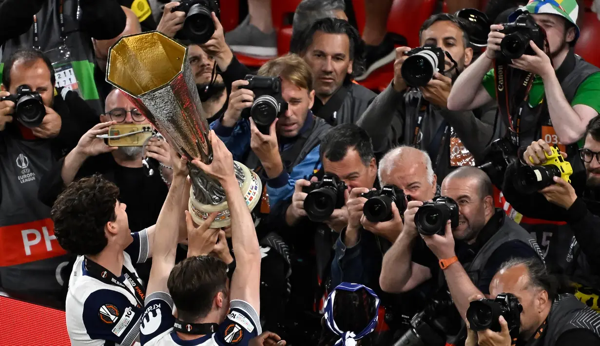 Tottenham Hotspur akhirnya mengakhiri puasa gelar sejak 2008. (ANDER GILLENEA/AFP)
