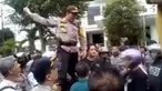 Beredar video seruan Kapolresta Yogyakarta Kombes Pol Armaini yang berusaha untuk meredakan massa.