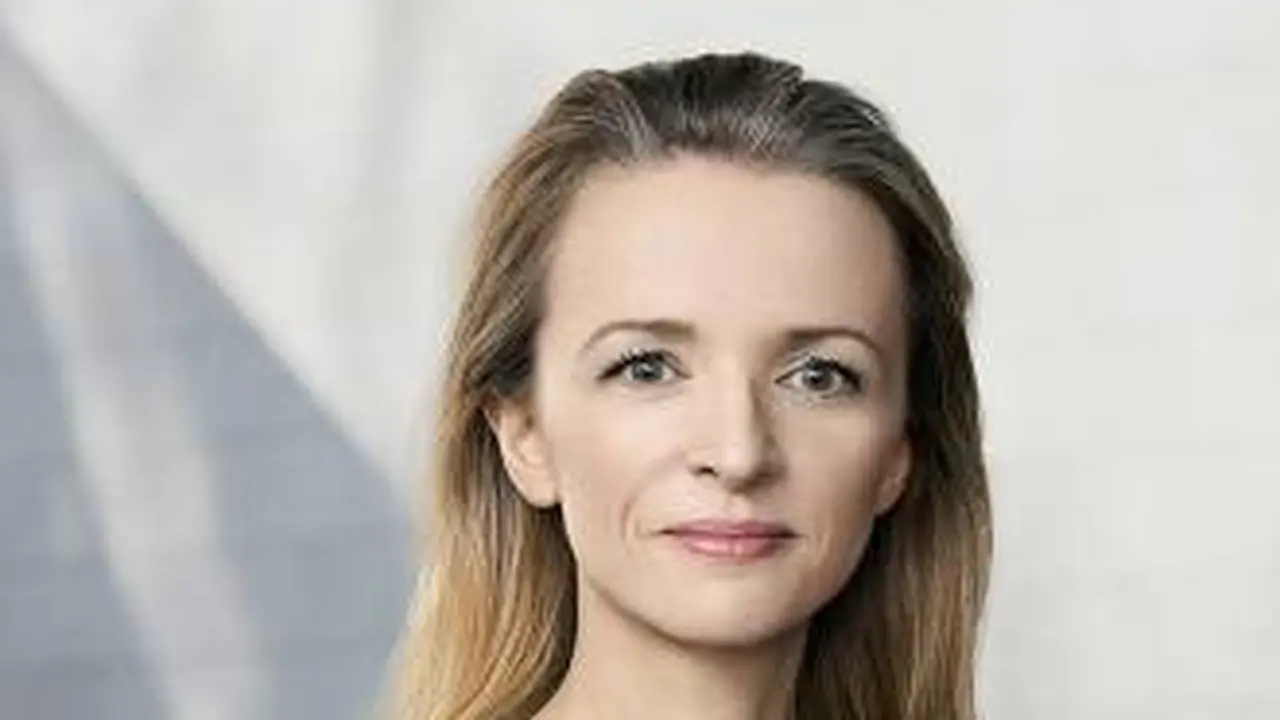 Kenalan dengan Delphine Arnalut, CEO Baru Dior yang Juga Anak dari Orang Terkaya di Dunia