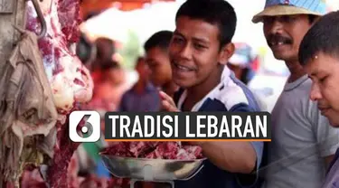 Setiap daerah di Indonesia mempunyai tradisinya masing-masing yang berbeda satu sama lain.