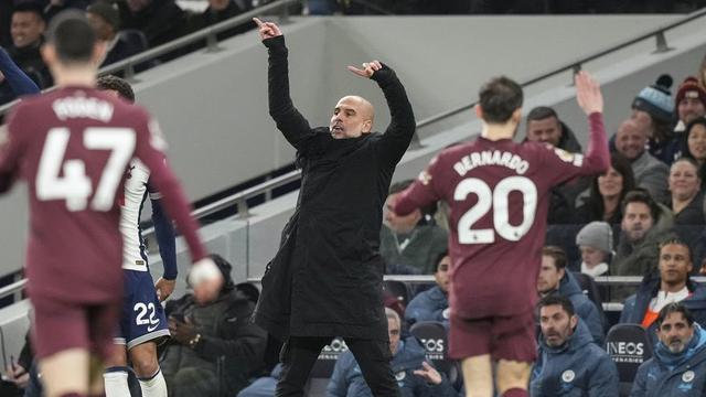 Pelatih Manchester City, Josep Guardiola (c) AP Photo/Frank Augstein