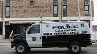 Kepolisian di AS merilis video menghebohkan (Lawrence Police Department)