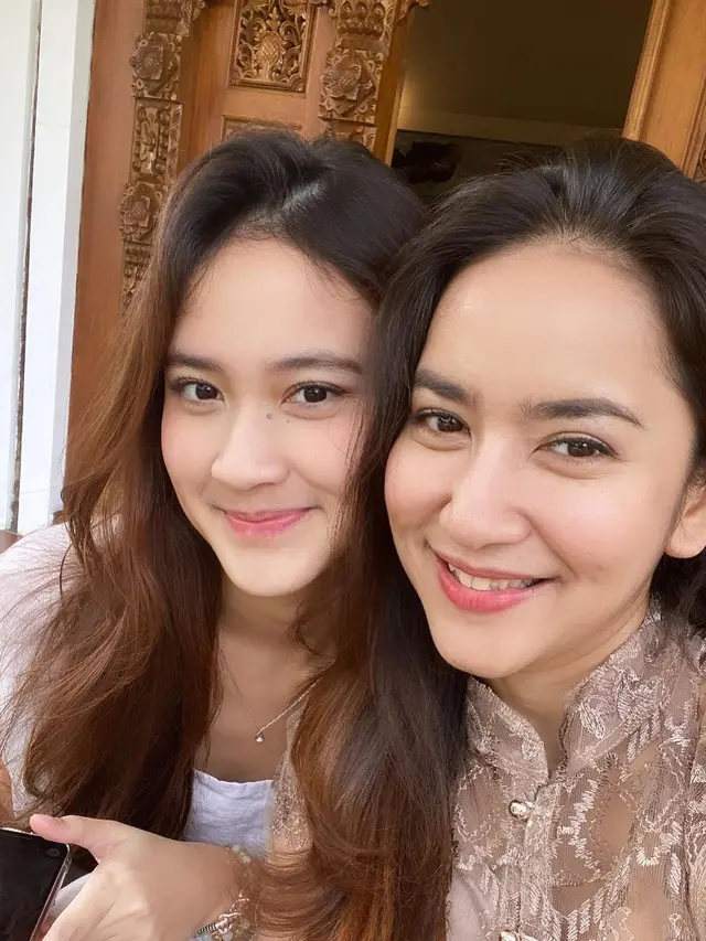 Leya dan Risma (Instagram/neng_risma)