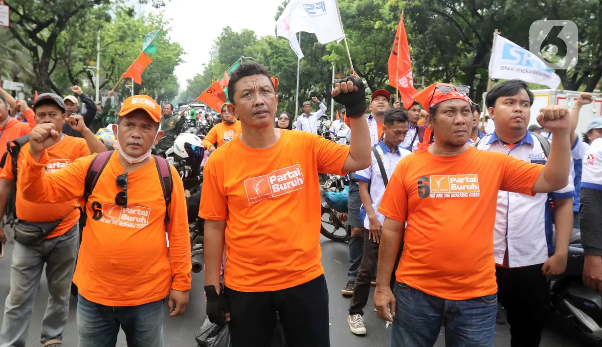 Dalam aksi ini, Partai Buruh yang merupakan peserta Pemilu 2024, juga turut melakukan kampanye. (Liputan6.com/Herman Zakharia)