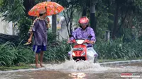6 Tips Merawat Sepeda Motor Saat Musim Hujan
