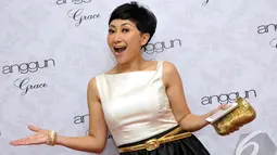 Namun dengan gaya bicaranya yang ceplas-ceplos, Ibu dua anak inipun akhirnya mengucap terimakasih karena dari gossip ini ia merasa ngetop lagi, Jakarta, Kamis (26/6/2014) (Liputan6.com/Panji Diksana)