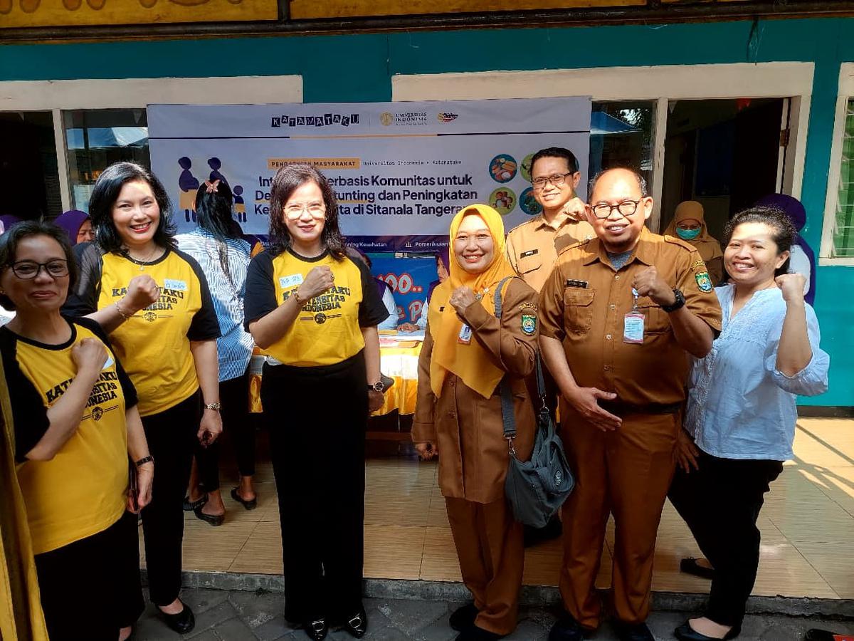 Tim KATAMATAKU UI menggelar cek kesehatan di Posyandu Kuntum Mekar, Kelurahan Karangsari, Kota Tangerang. (Istimewa).