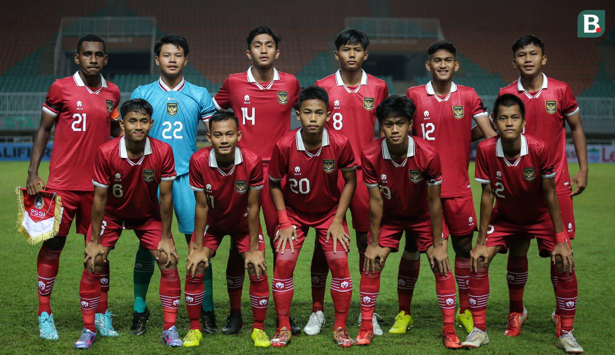 Starting line-up Timnas Indonesia U-17 saat menghadapi Guam U-17 di laga Grup B Kualifikasi Piala Asia U-17 2023 di Stadion Pakansari, Bogor pada Senin (3/10/2022)