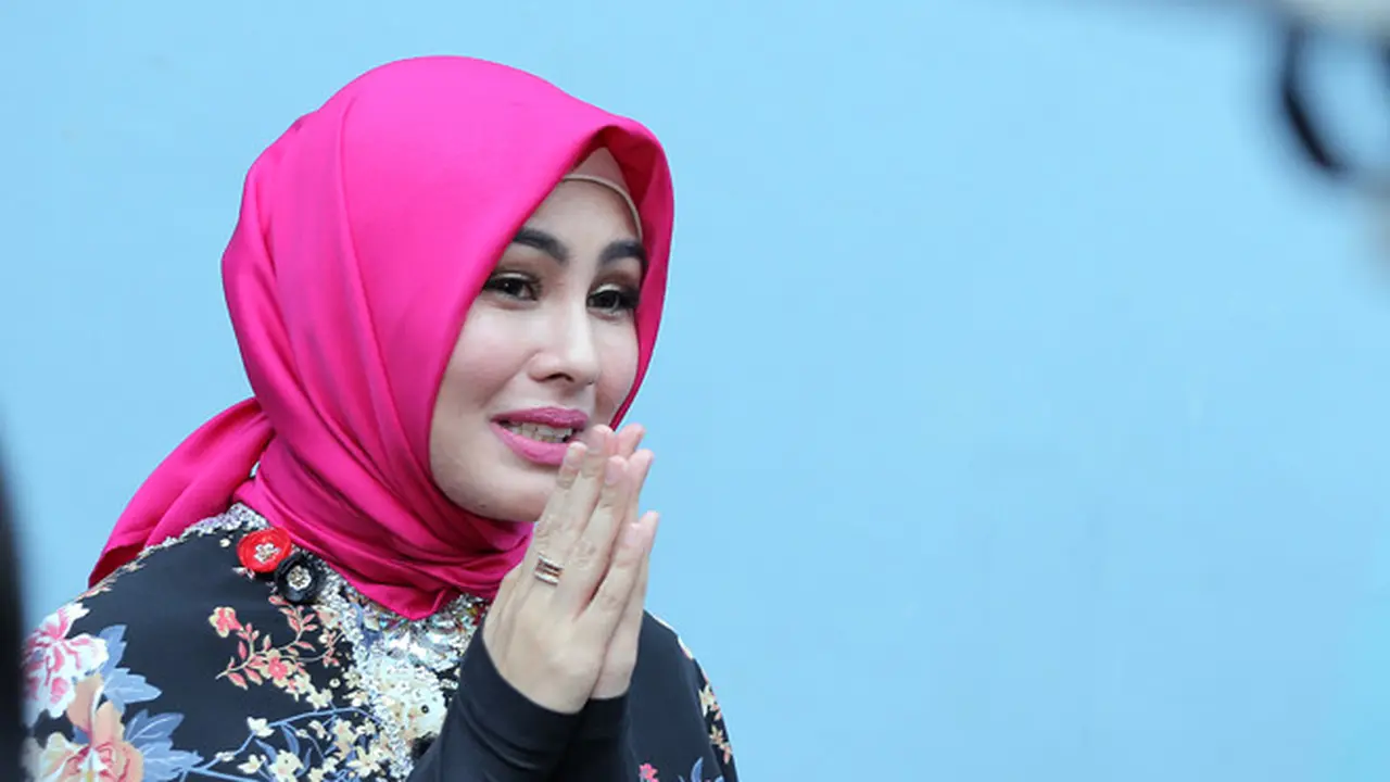 [Bintang] Kartika Putri Berhijab