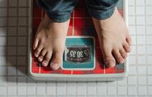11 Kebiasaan Malam Hari yang Diam-diam Bisa Bantu Turunkan Berat Badan