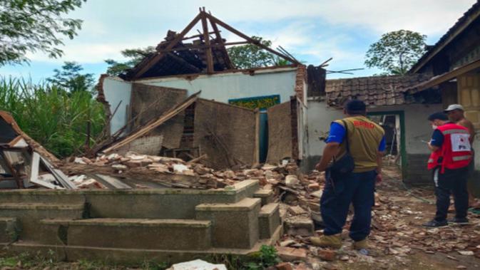  Gempa  di Malang  1 Warga Meninggal dan 251 Rumah Rusak 