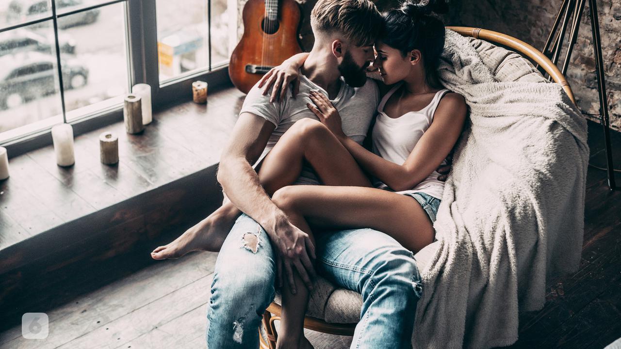 Pasangan romantis dan bahagia (iStock)