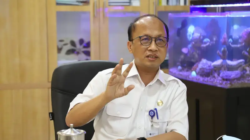 Sekretaris Jenderal Kementerian Ketengakerjaan, Anwar Sanusi, dalam sambutannya secara virtual pada acara Review Kurikulum dan Silabus Politeknik Ketenagakerjaan Tahun 2021, di Jakarta, Rabu (24/3/2021).