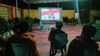 Warga Gorontalo menggelar nonton barang piala dunia 2022 (Arfandi/Liputan6.com)