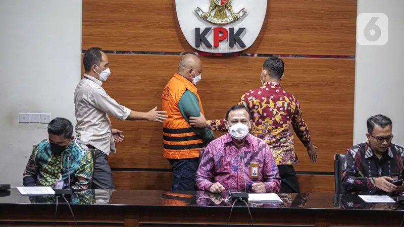 KPK Tahan Wali Kota Bekasi Rahmat Effendi Bersama Delapan Tersangka Lainnya