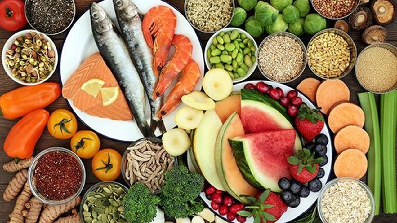 <b>Apa saja yang dimakan?</b>