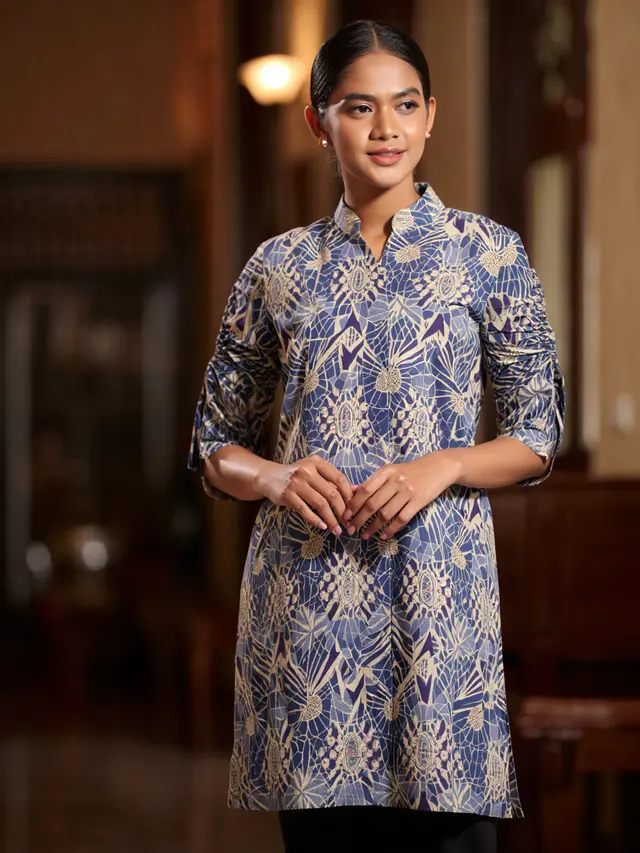 Model Baju Batik Lengan Kerut Modern Elegan
