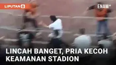 Aksi nekat dan nyeleneh dipertontonkan seorang pria di stadion. Hendak menerobos masuk ke lapangan, ia mengecoh petugas keamanan. Aksinya yang lincah buat suporter di tribun bersorak.