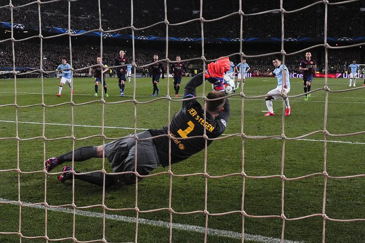 Pemain Ini Kunci Sukses Ter Stegen Tepis Penalti Aguero