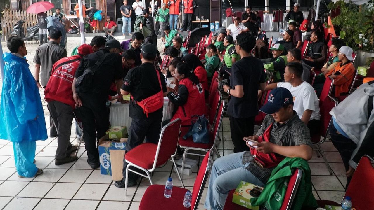HUT Ke-52 PDI Perjuangan, DPP BMI Gelar Cek Kesehatan dan Ganti Oli Gratis untuk Ojek Online