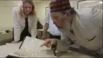 Bulan Ramadan yang penuh berkah baru saja berakhir. Kini ketika bulan ini baru saja berakhir, Allah SWT kembali memberikan berkahnya kepada umat Islam, dengan ditemukannya Al Quran yang disinyalir tertua di dunia.