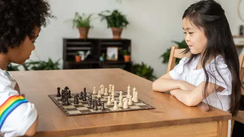 Rutin Bermain Catur Beri Sederet Manfaat Positif bagi Anak - Health  Liputan6.com
