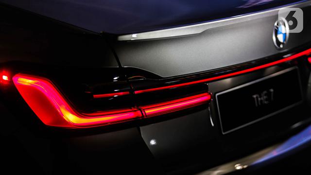 Mewah, Begini Penampakan BMW Seri 7 Long Wheelbase Terbaru