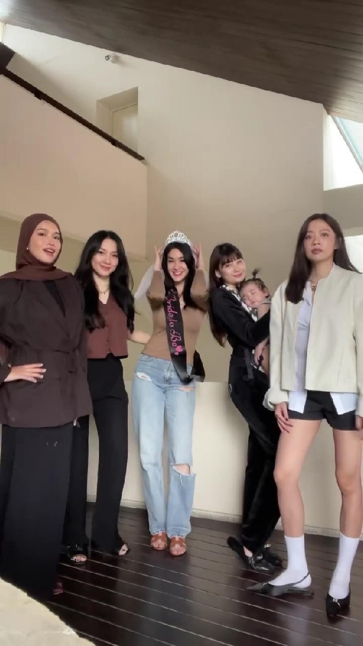Momen Girlgrup Princess Kembali Reuni di Bridal Shower Elma Agustin, Netizen Langsung Nostalgia