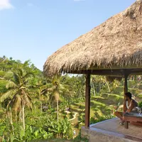 Ilustrasi traveling di bulan Maret | Zeno Travel