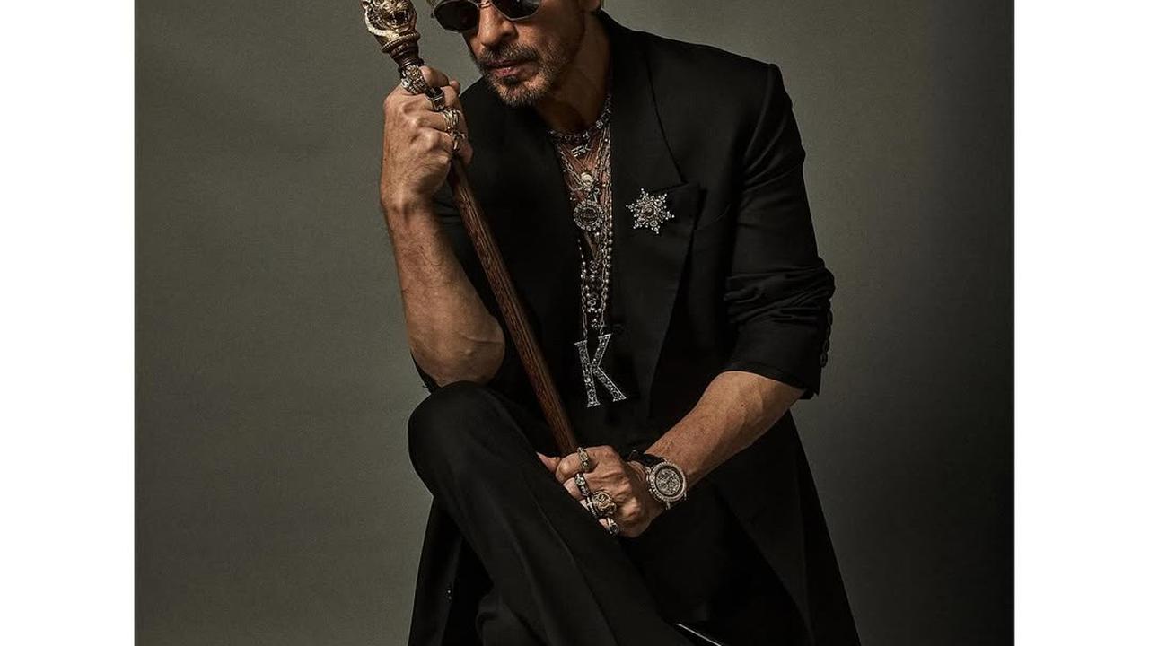 Potret Penampilan Shah Rukh Khan di Met Gala 2025 (©instagram: sabyasachiofficial)