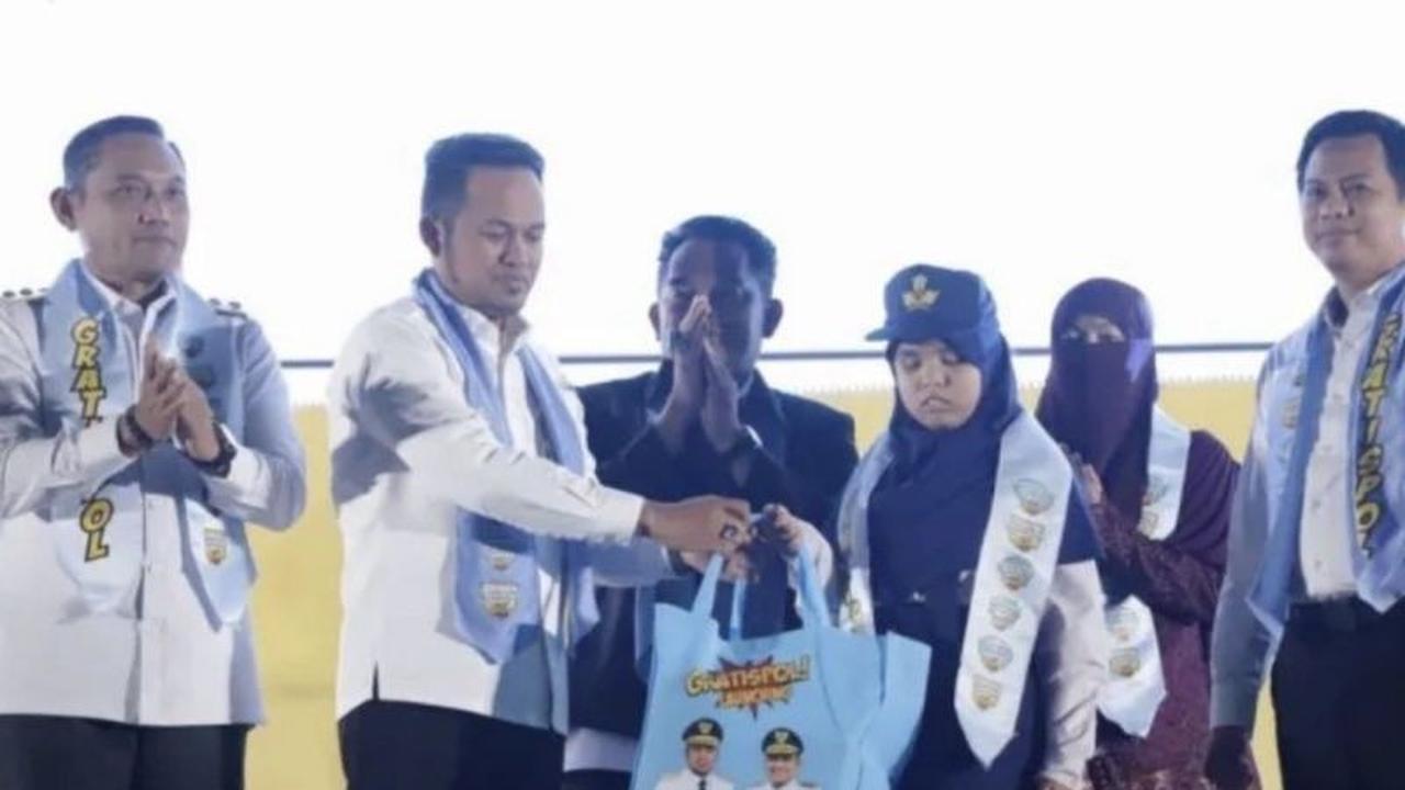 Pemprov Kaltim Salurkan Rp220 Miliar untuk Program Gratispol Kaltim, Targetkan 158 Ribu Mahasiswa