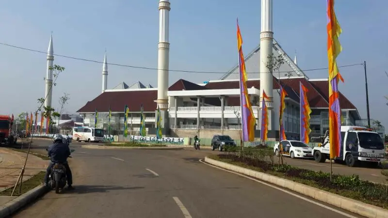 Masjid Raya Jakarta KH Hasyim Asy'ari