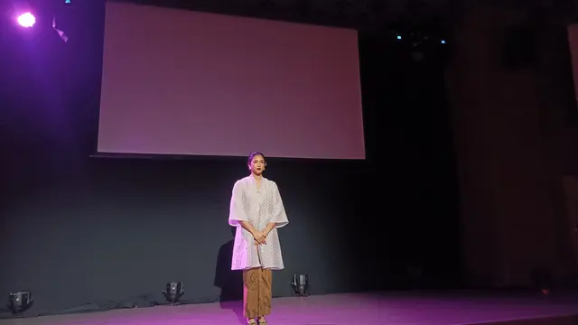 Aghniny Haque perankan di teater "Karena Aku Perempuan, Kelahiran Sebuah Pergerakan"